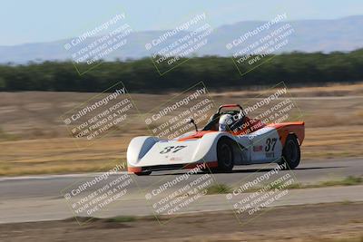 media/Jun-05-2022-CalClub SCCA (Sun) [[19e9bfb4bf]]/Group 3/Qualifying/